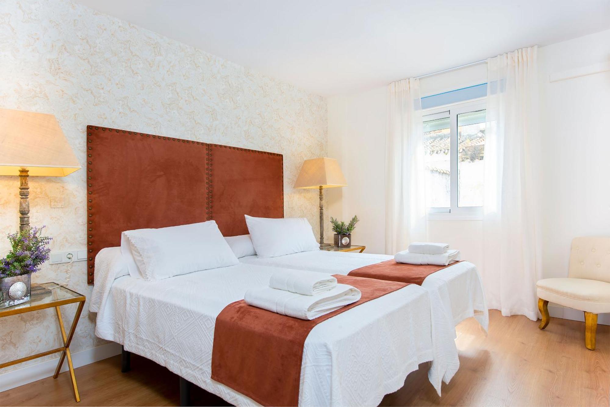 Genteel Home Argote De Molina Sevilla Zimmer foto